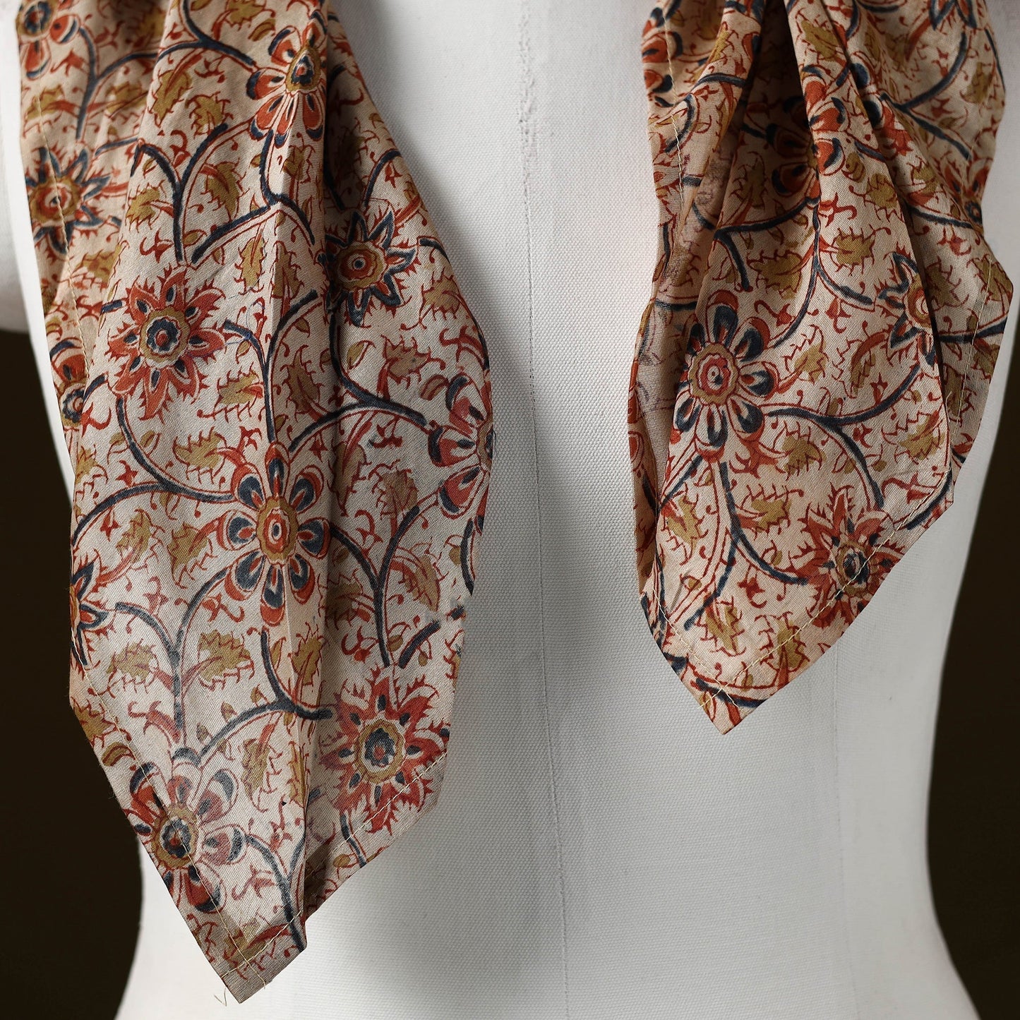 Kalamkari chanderi silk pendant necklace scarf 06