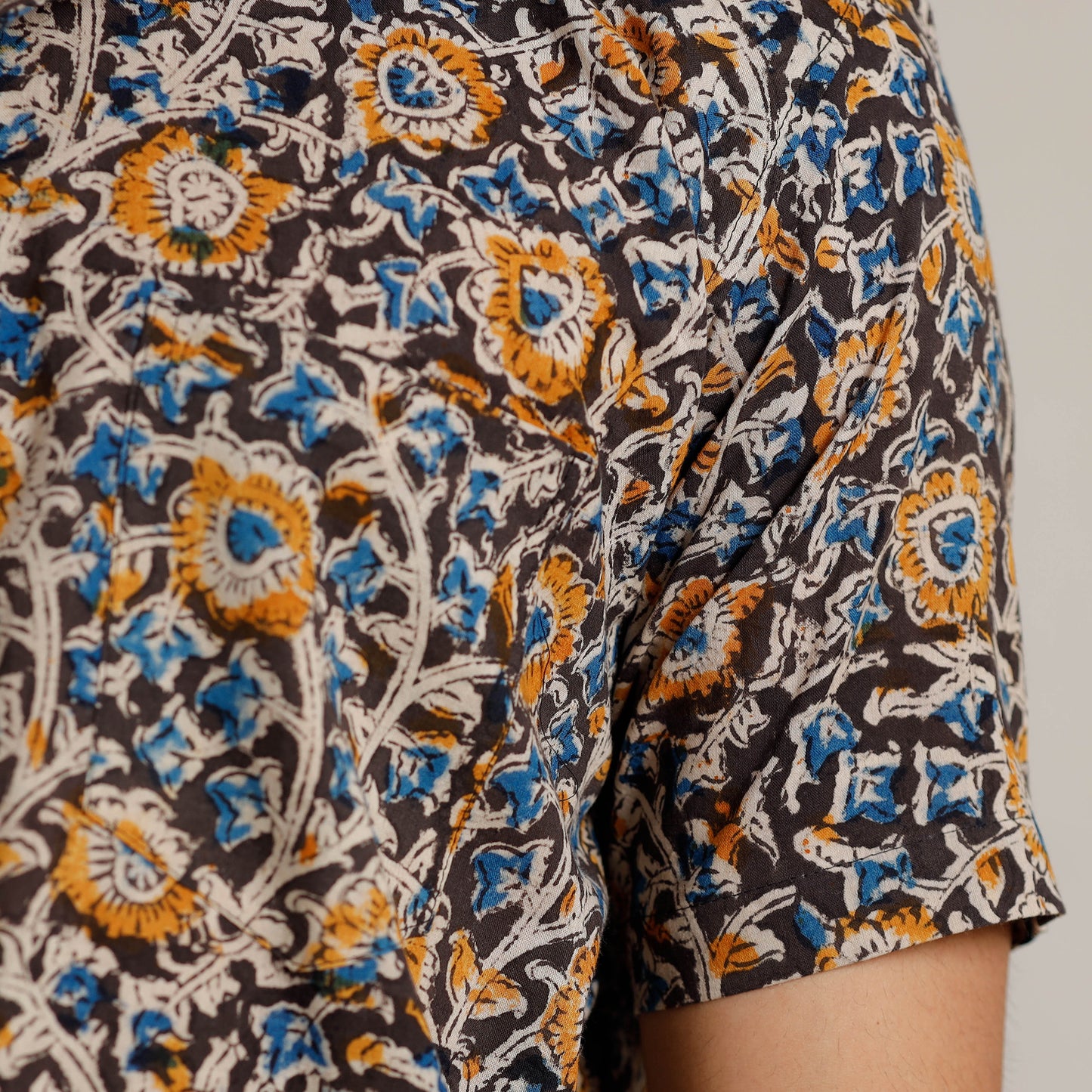 Buy Kalamkari Block Printed Cotton Men Half Sleeve Shirt 05 Online at iTokri.com