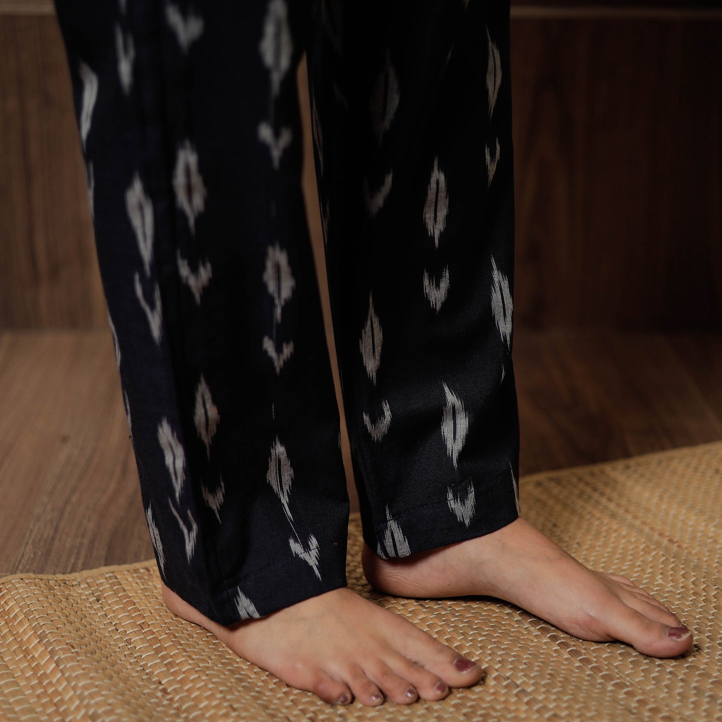 Buy Pochampally Ikat Cotton Top & Pyjama Night Suit Set 18 Online at iTokri.com