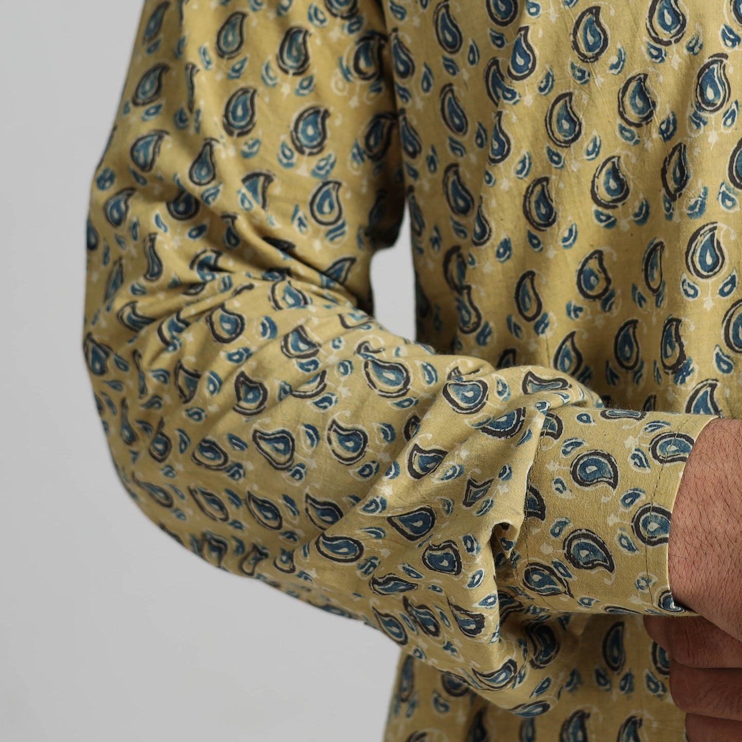 Ajrakh Block Printed Cotton Men Short Kurta 01