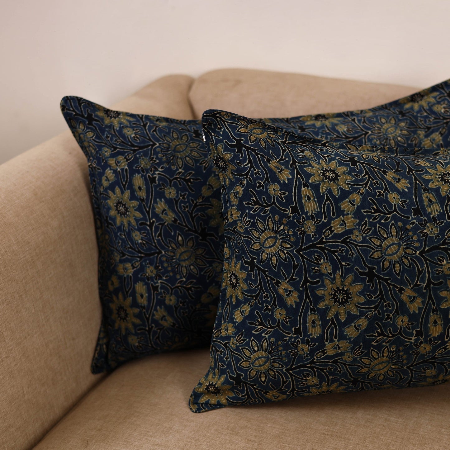 Hand pillow cover (set of 2) 31 - handcrafted