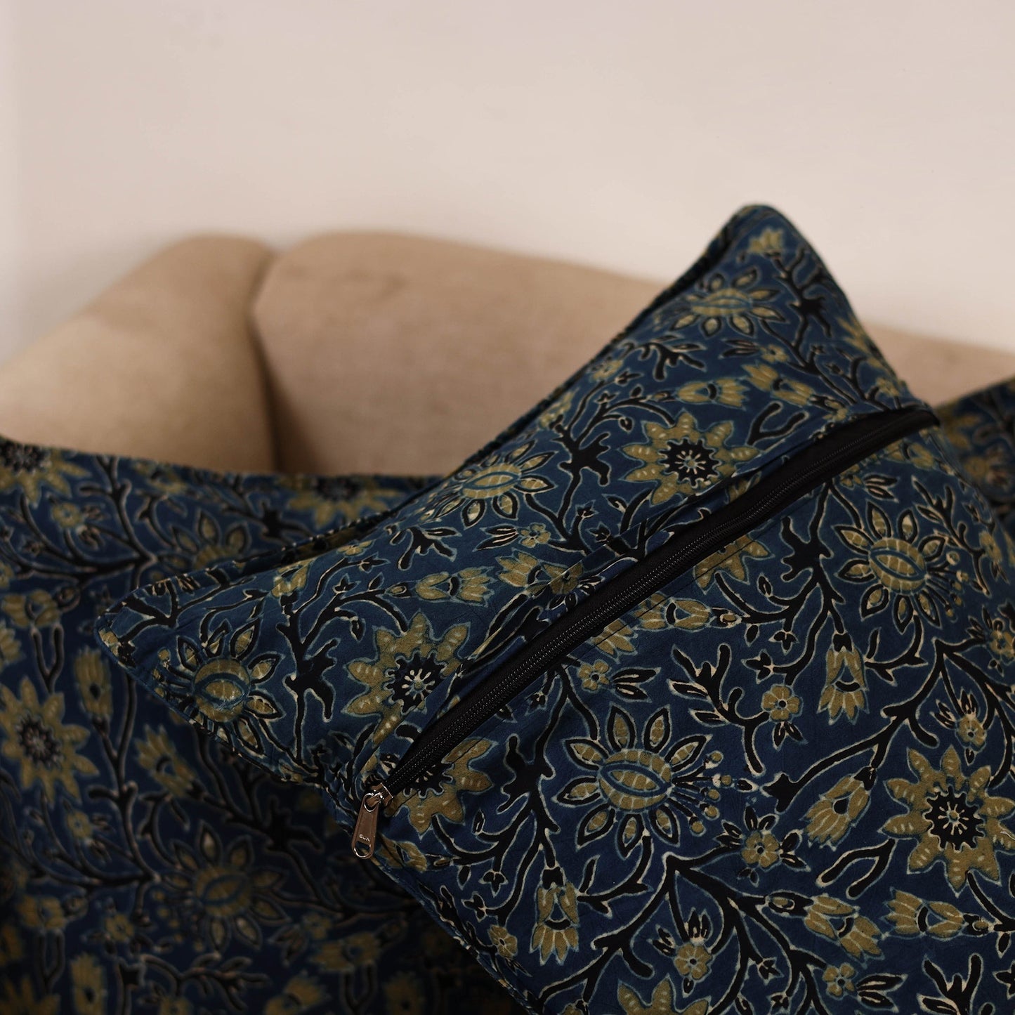 Hand pillow cover (set of 2) 31 - handcrafted