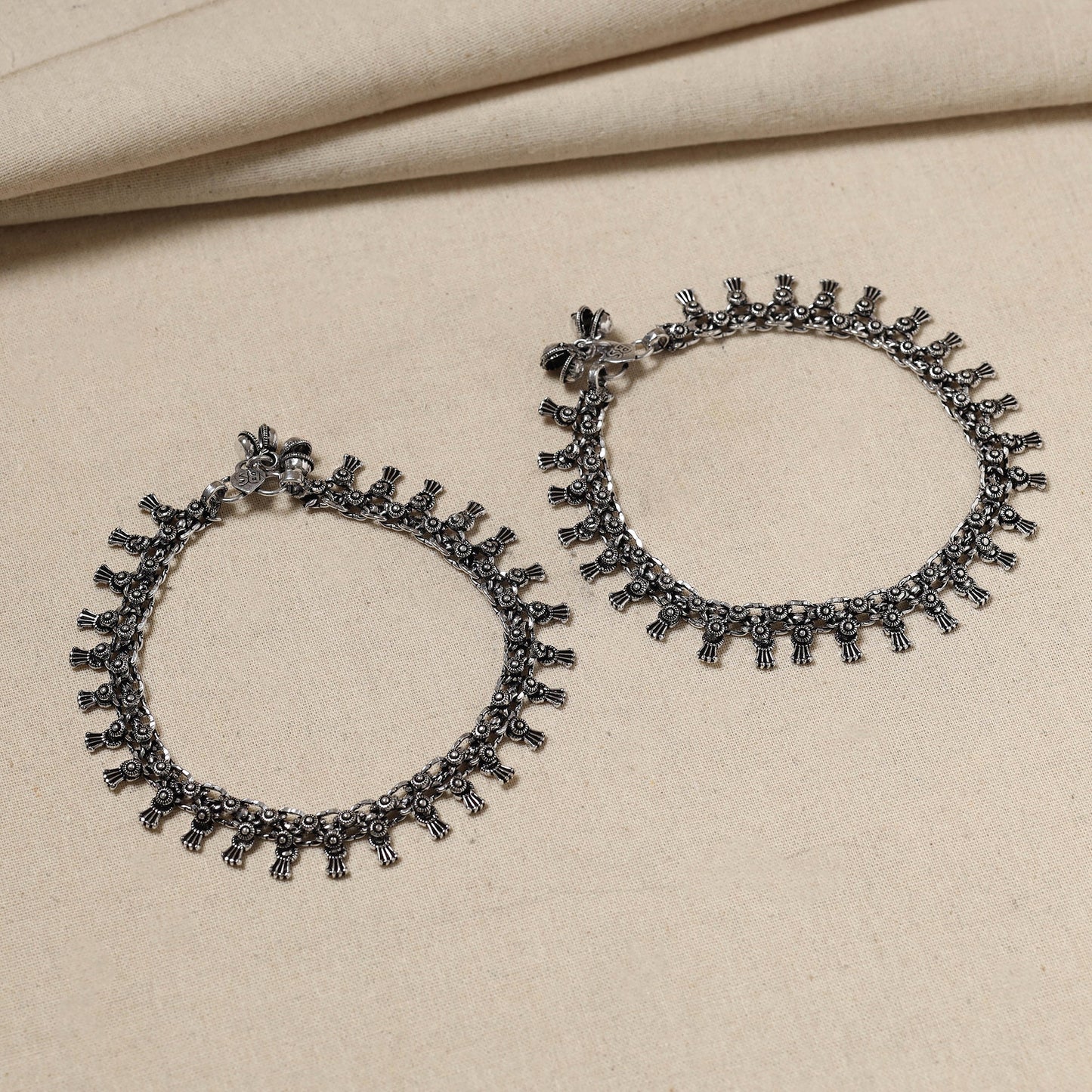 Antique Finish Oxidised German Silver Payal (pair)