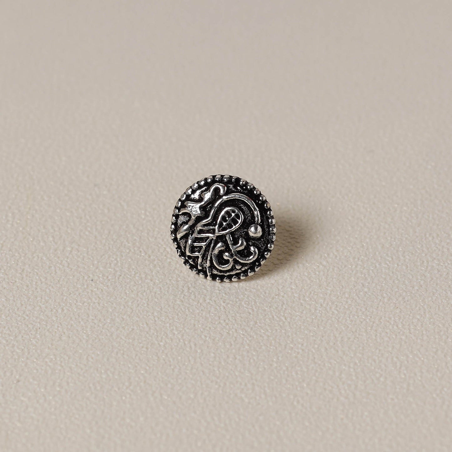 Antique Silver Finish Oxidised Brass Base Nosepin