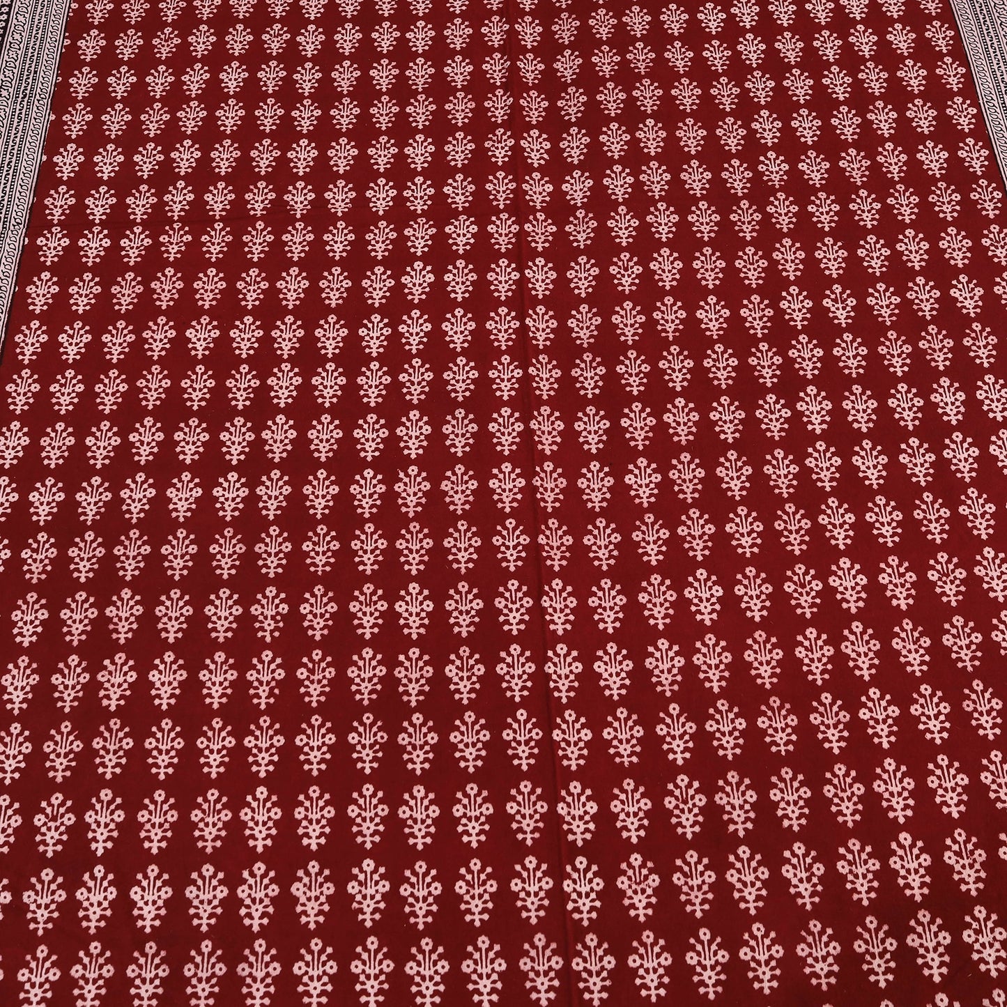 Buy Bagh Block Printed Cotton Bedcover Online l iTokri.com