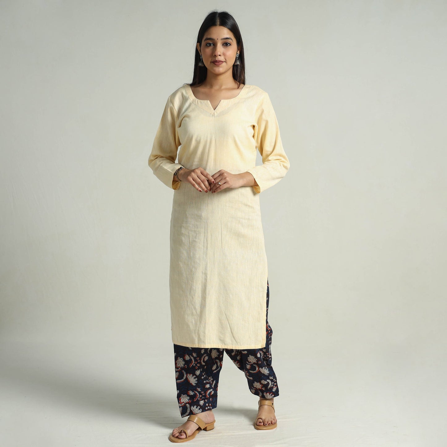 Buy Bagru Block Printed Cotton Elasticated Salwar 05 Online at iTokri.com