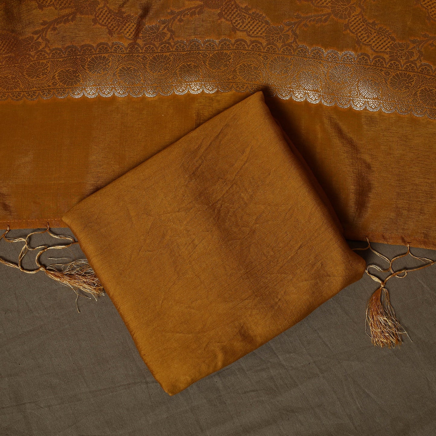 Banarasi weaving silk 3pc unstitched dress material suit