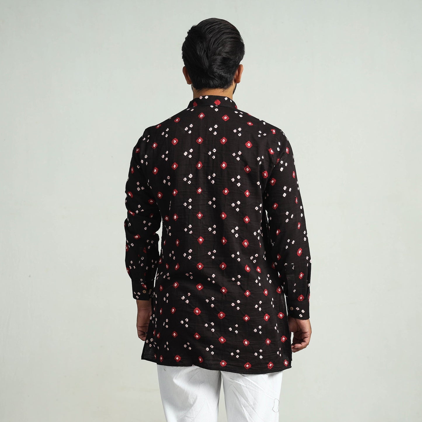 Bandhani Tie-Dye Cotton Men Short Kurta