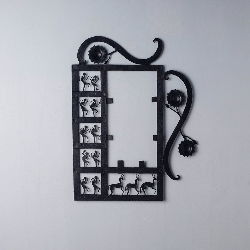 Bastar Tribal Wrought Photo Frame Online in India