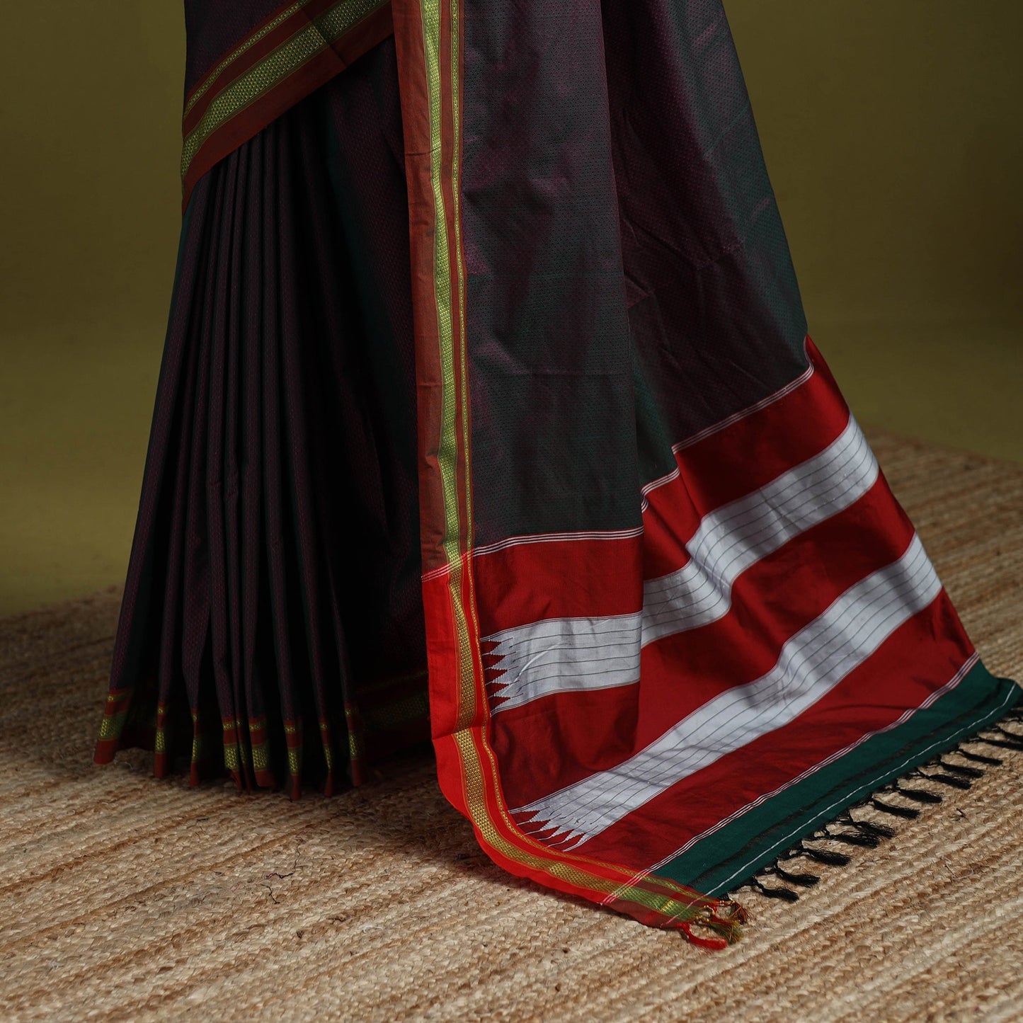 Silk cotton khun saree with ilkal pallu chikki paras border