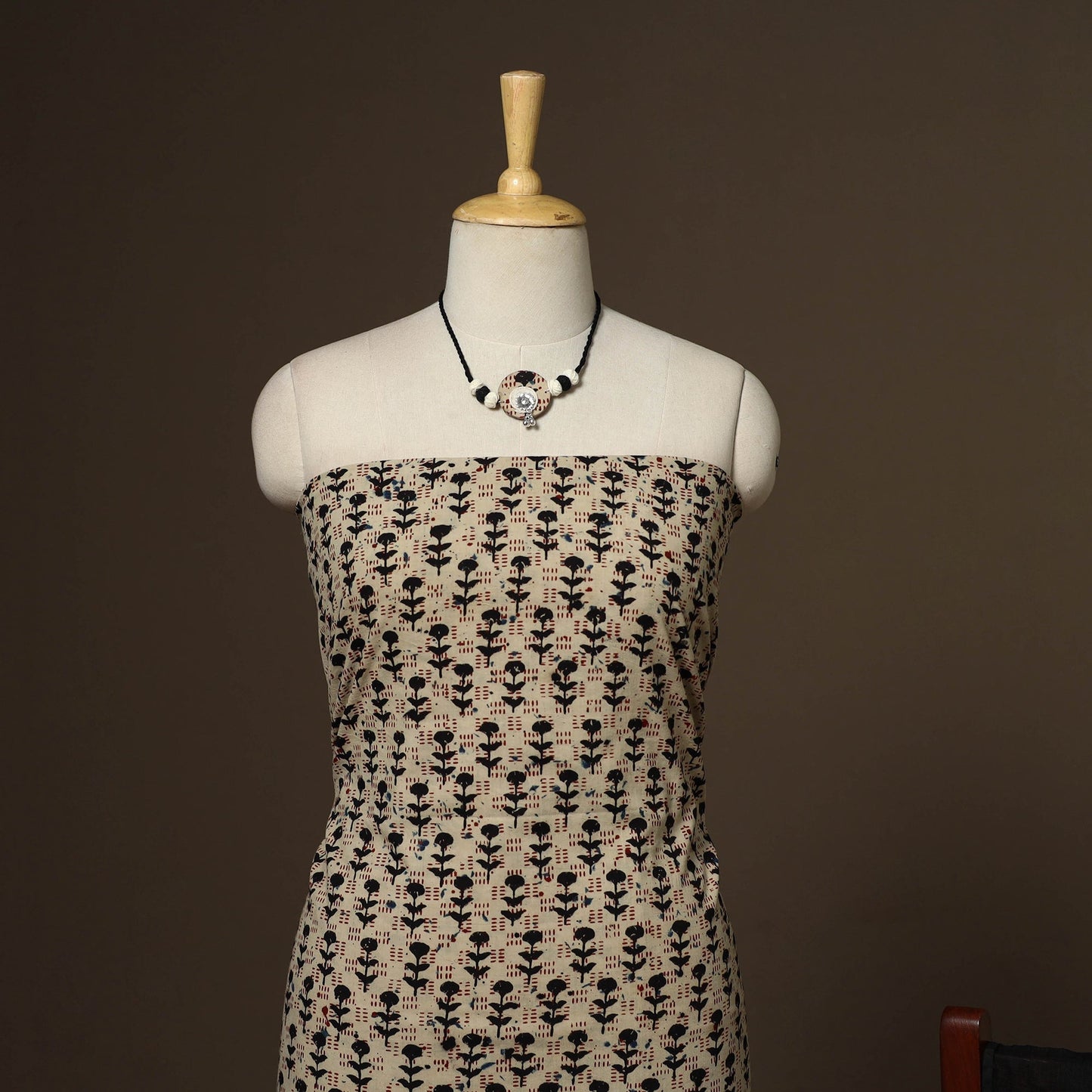 2pc cotton unstitched dress material with jewellery set 33