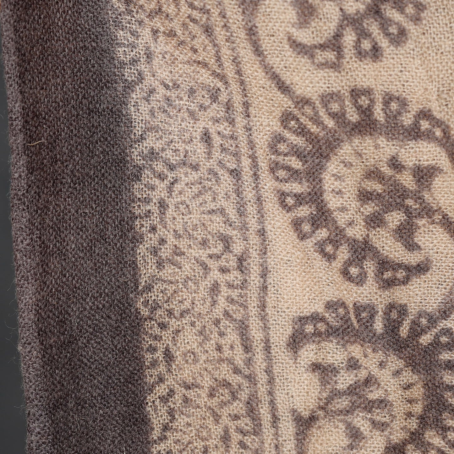 Bagh Block Printed Natural Dyed Woolen Muffler (61 in)