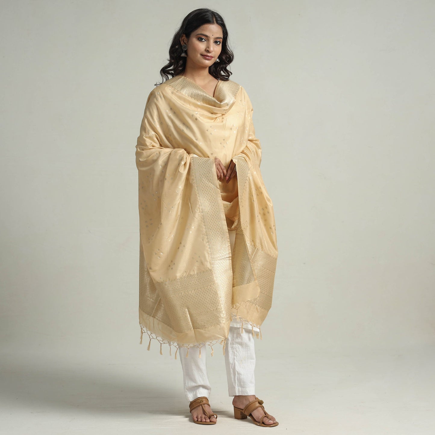 Buy Banarasi Semi Silk Zari Jaal Dupatta with Tassels 05 Online l iTokri.com