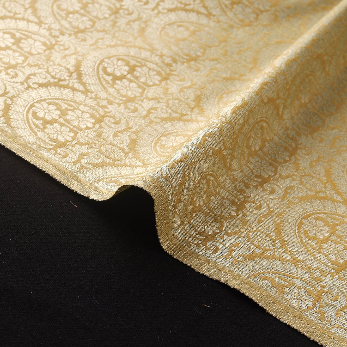 Brocade viscose banarasi fabric 01 - handcrafted