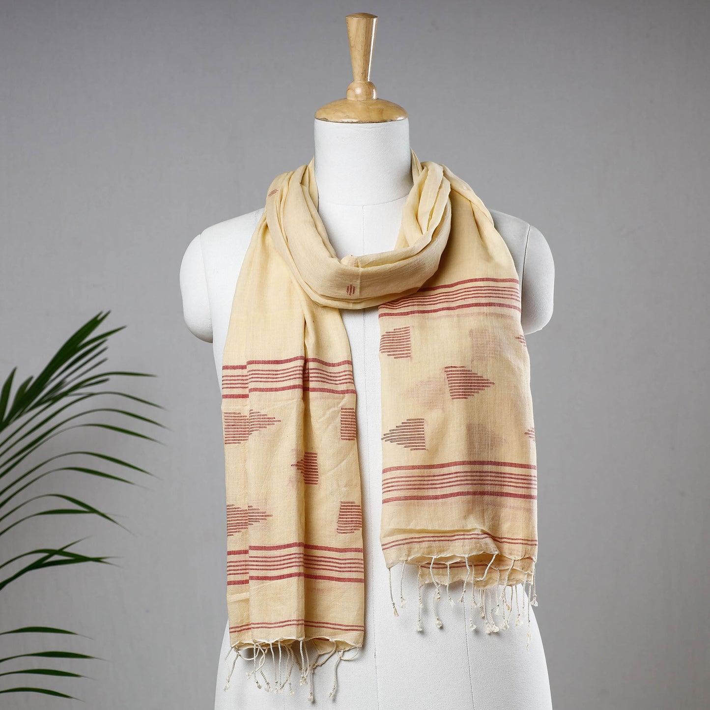 Beige Burdwan Jamdani Buti Handloom Cotton Stole with Tassels