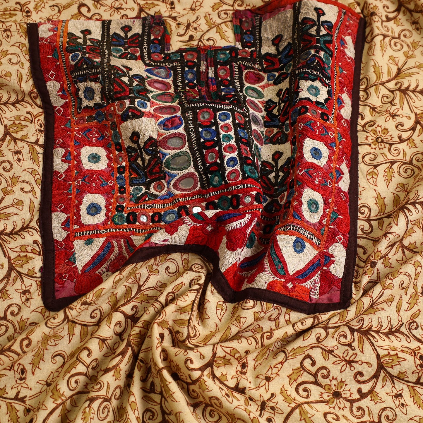 Buy Beige Desert Thread Embroidery Kalamkari Kurta Material