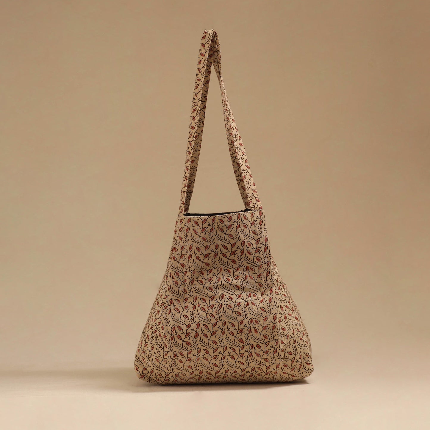Handcrafted fabric jhola bag 50