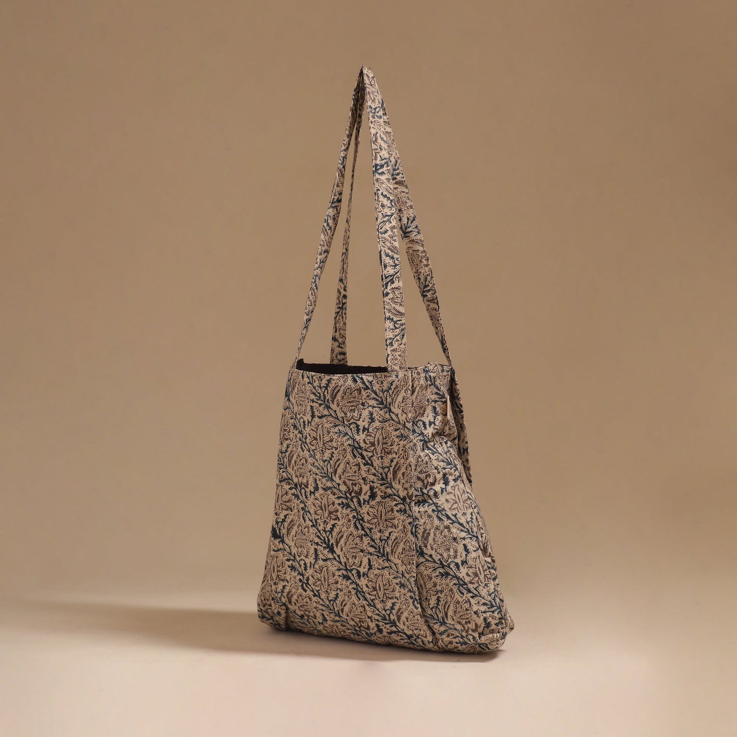 Handcrafted fabric jhola bag 73