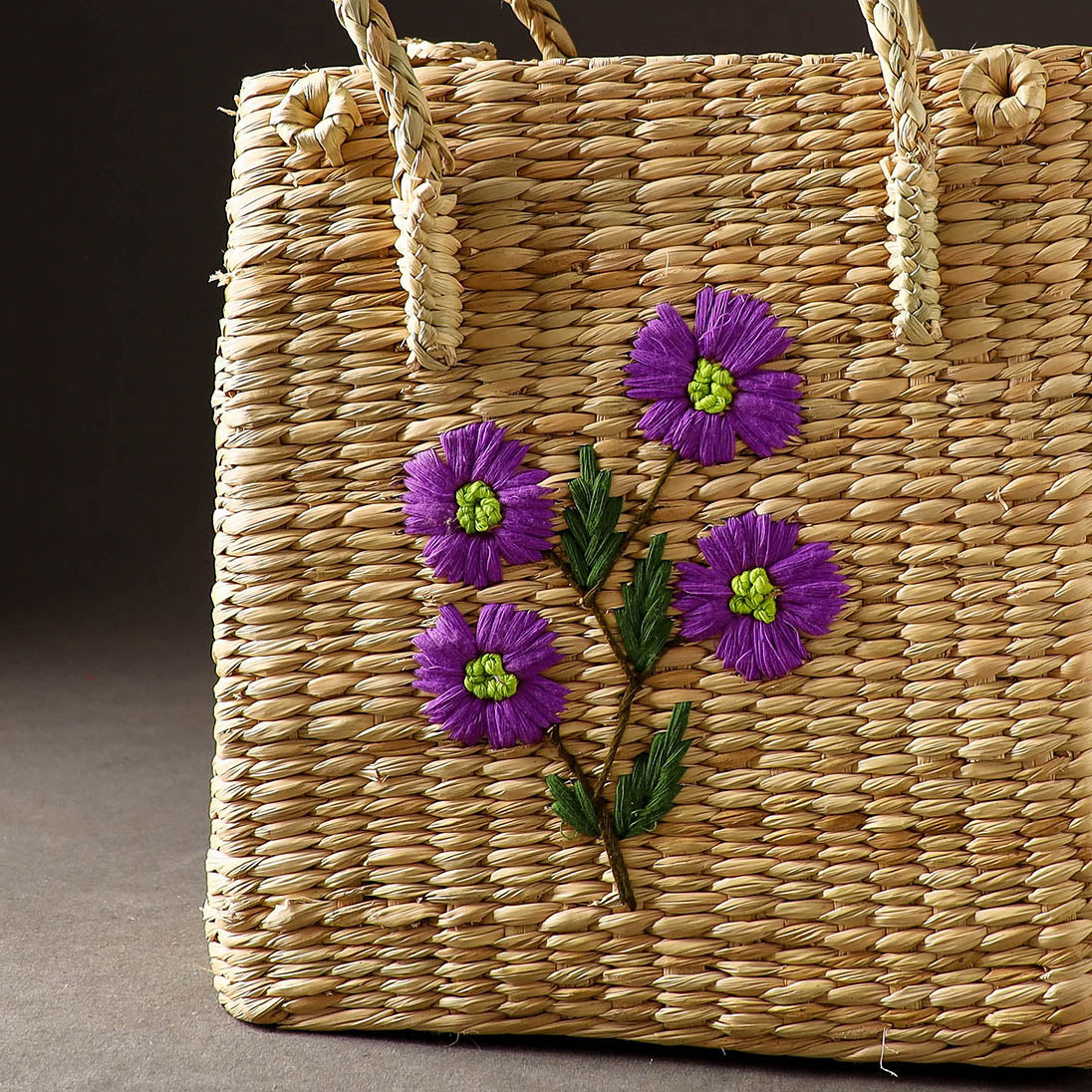 Beige Handcrafted Natural Water Reed Embroidered Shopping