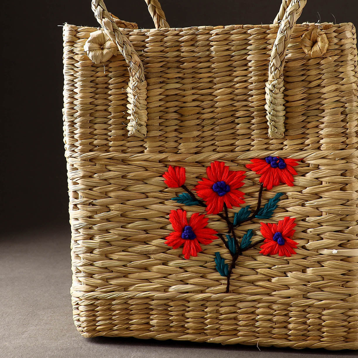 Beige Handcrafted Natural Water Reed Embroidered Shopping Bag