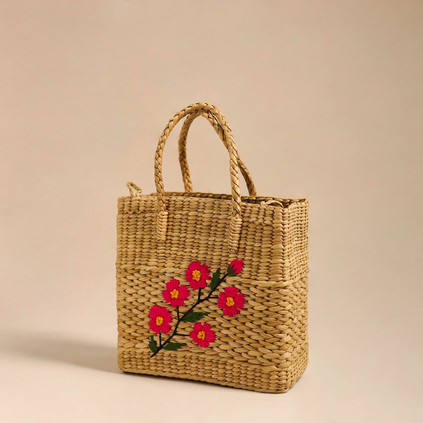 Beige Handcrafted Water Reed Embroidered Shopping Hand Bag