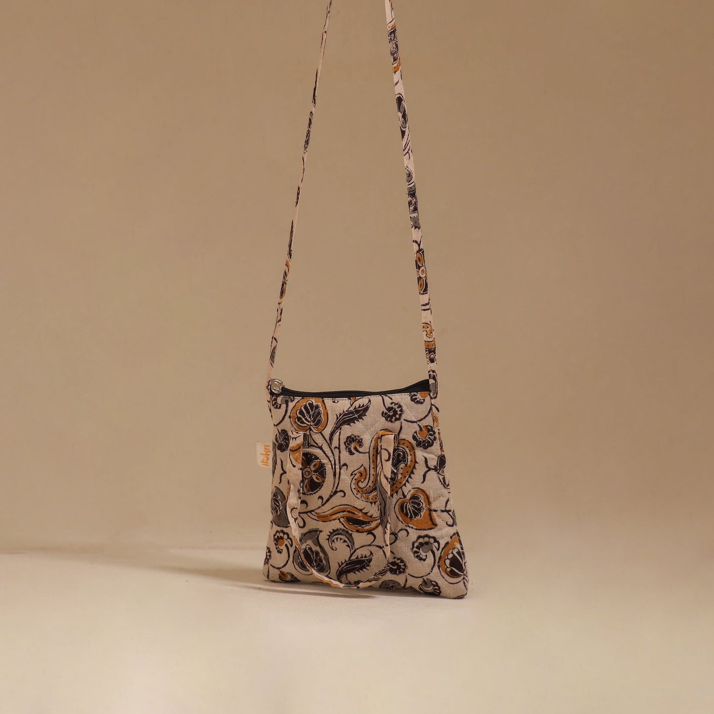 Handcrafted quilted sling bag 37