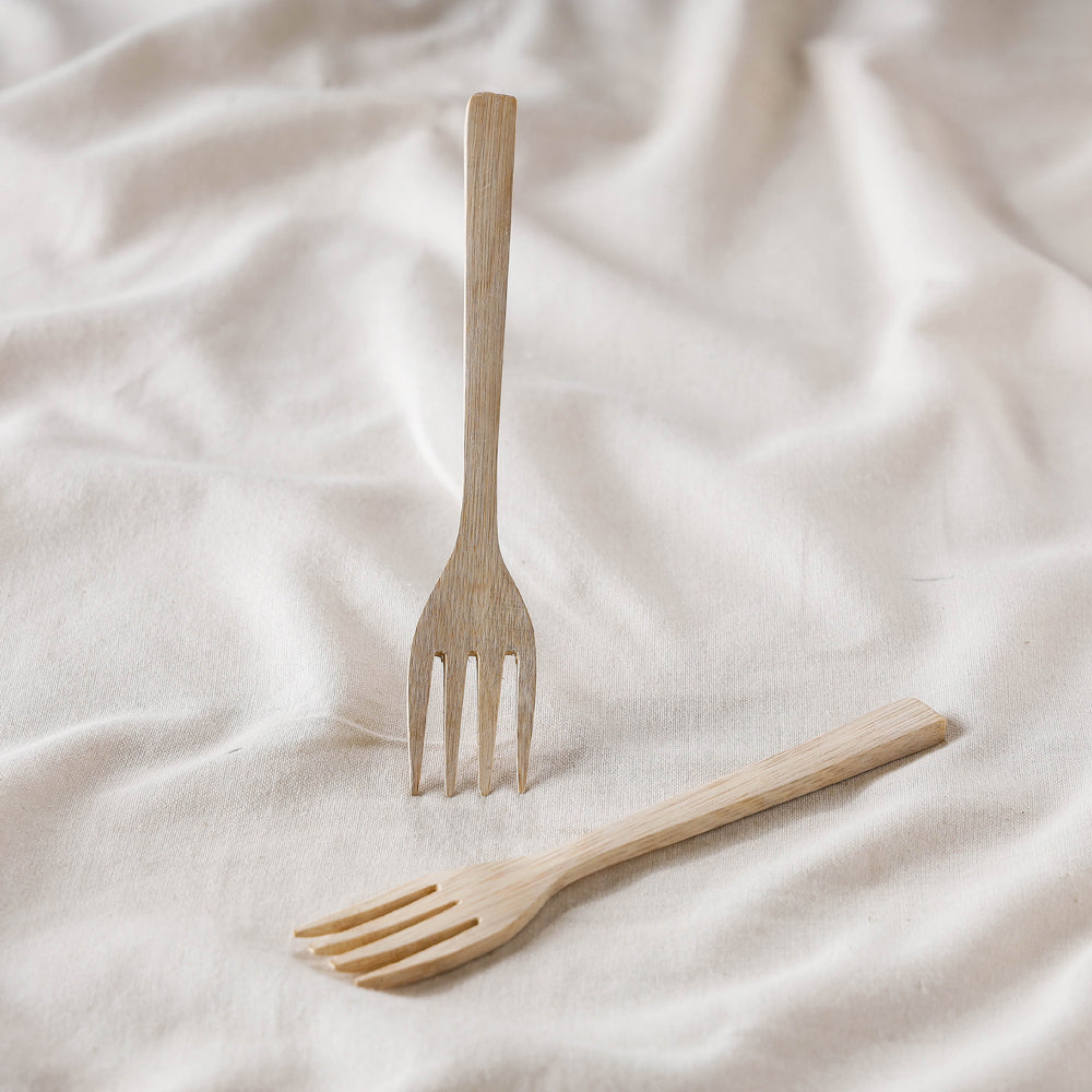 Beige Handcrafted Wooden Fork Online iTokri.com 01