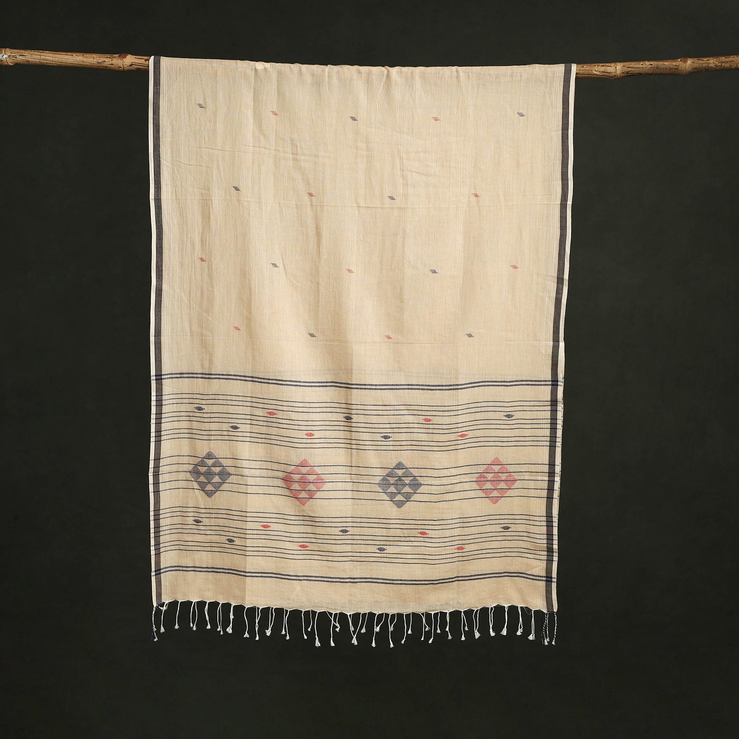 Handloom cotton burdwan jamdani stole with tassels 02