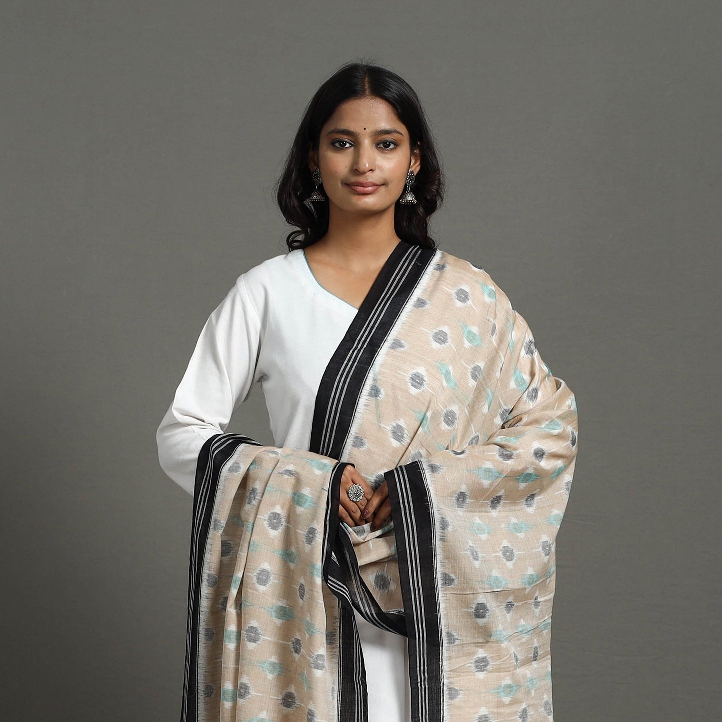 Beige Handloom Cotton Maniabandha Ikat Dupatta