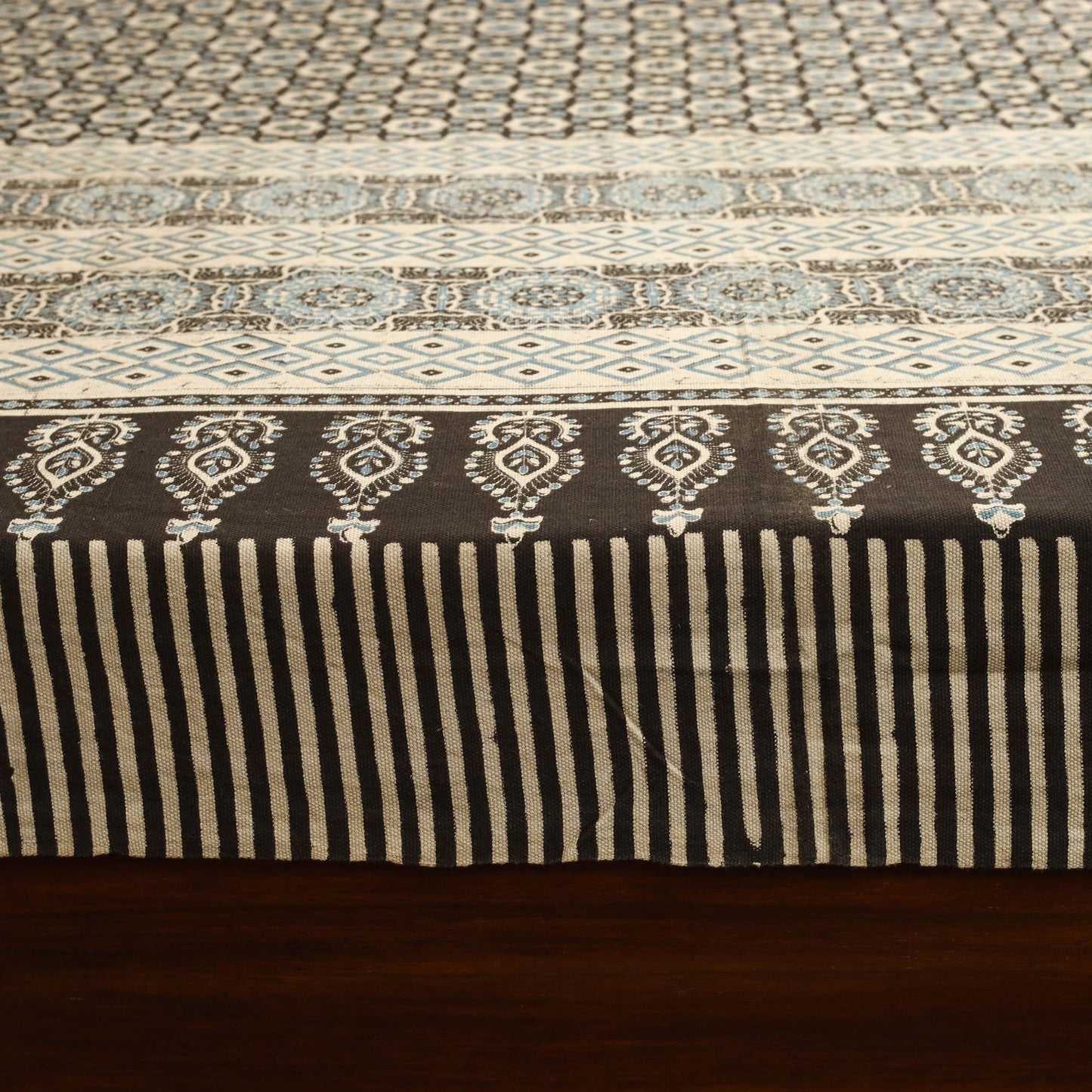 Beige - handloom cotton double bed sheet (108 x 90 in) 10