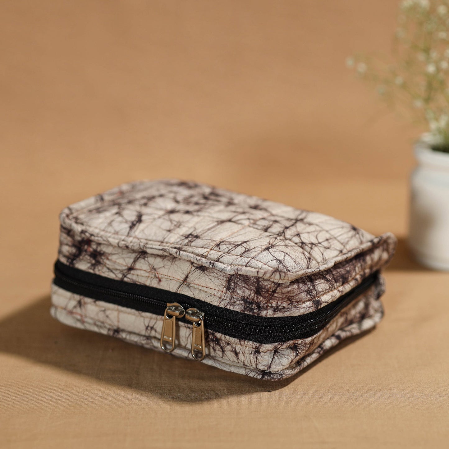 White Handmade 4 Pockets Cotton Jewelry Bag