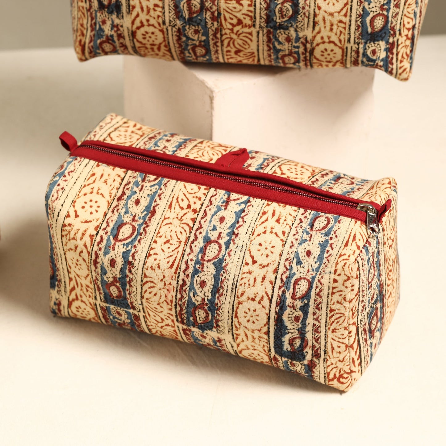 Beige Handmade Cotton Toiletry Bags (Set of 3) 44