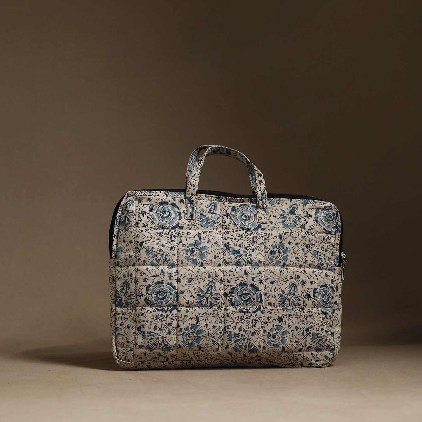 Beige Handmade Quilted Cotton Laptop Bag (13 x 16 in)