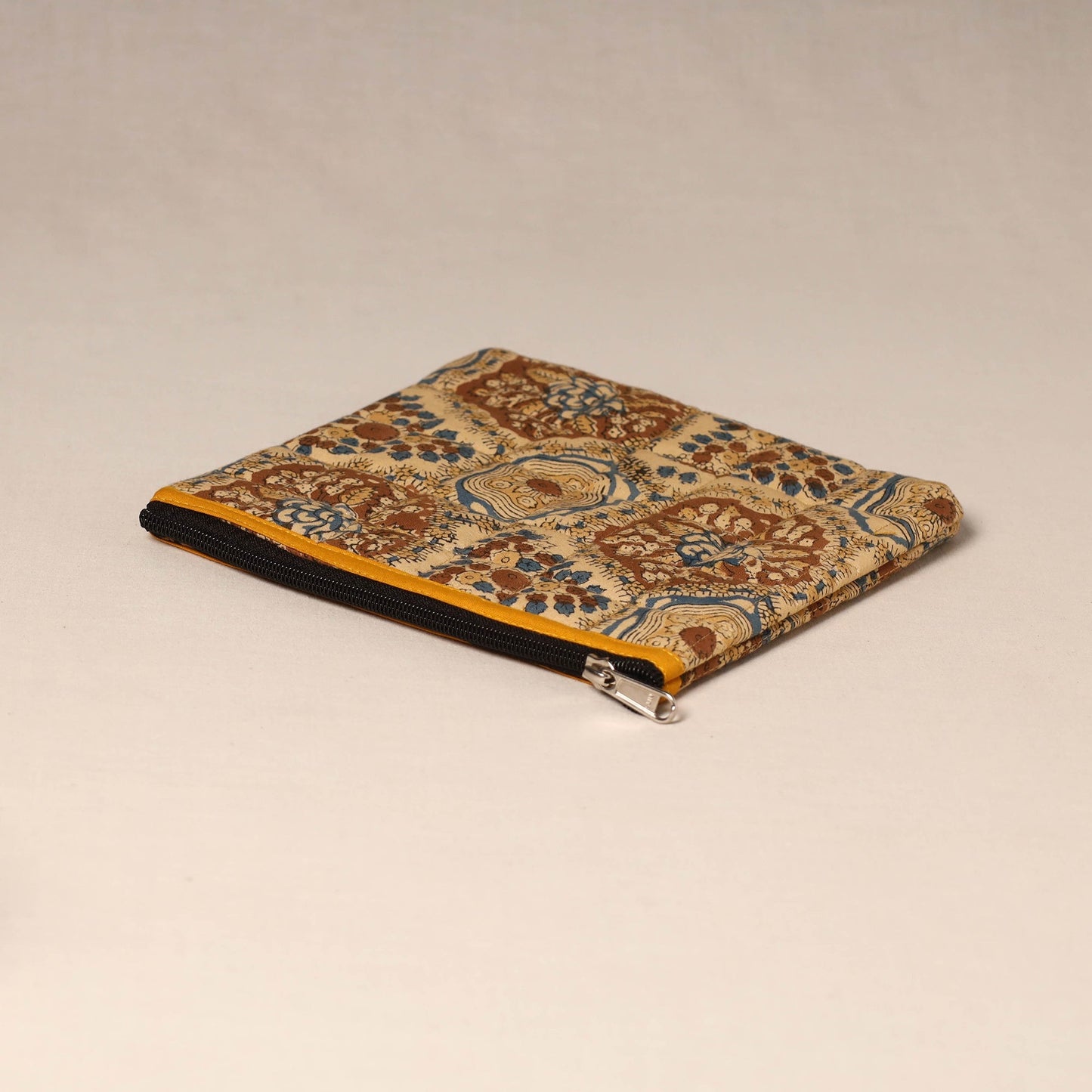 Handmade quilted utility pouch 29 - handcrafted