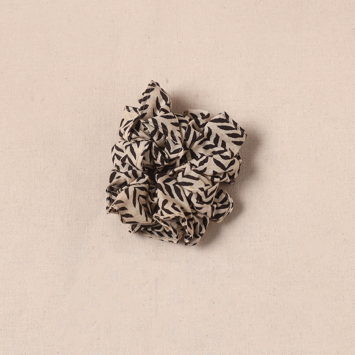 Handmade rubber band/scrunchie 68 - handcrafted