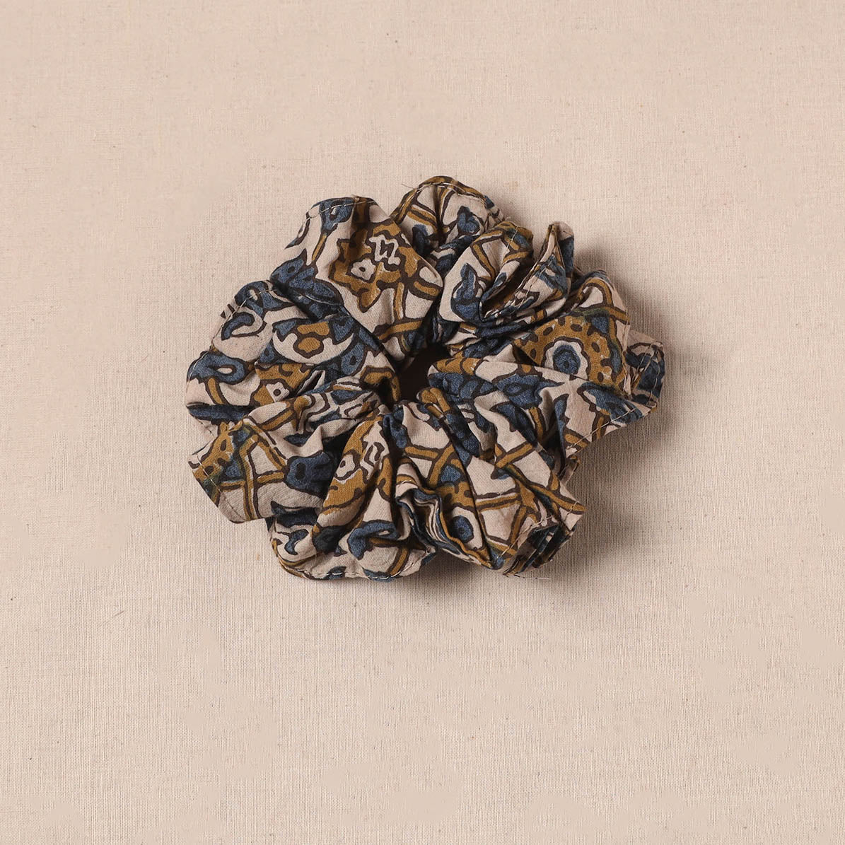 Handmade rubber band/scrunchie 98 - handcrafted