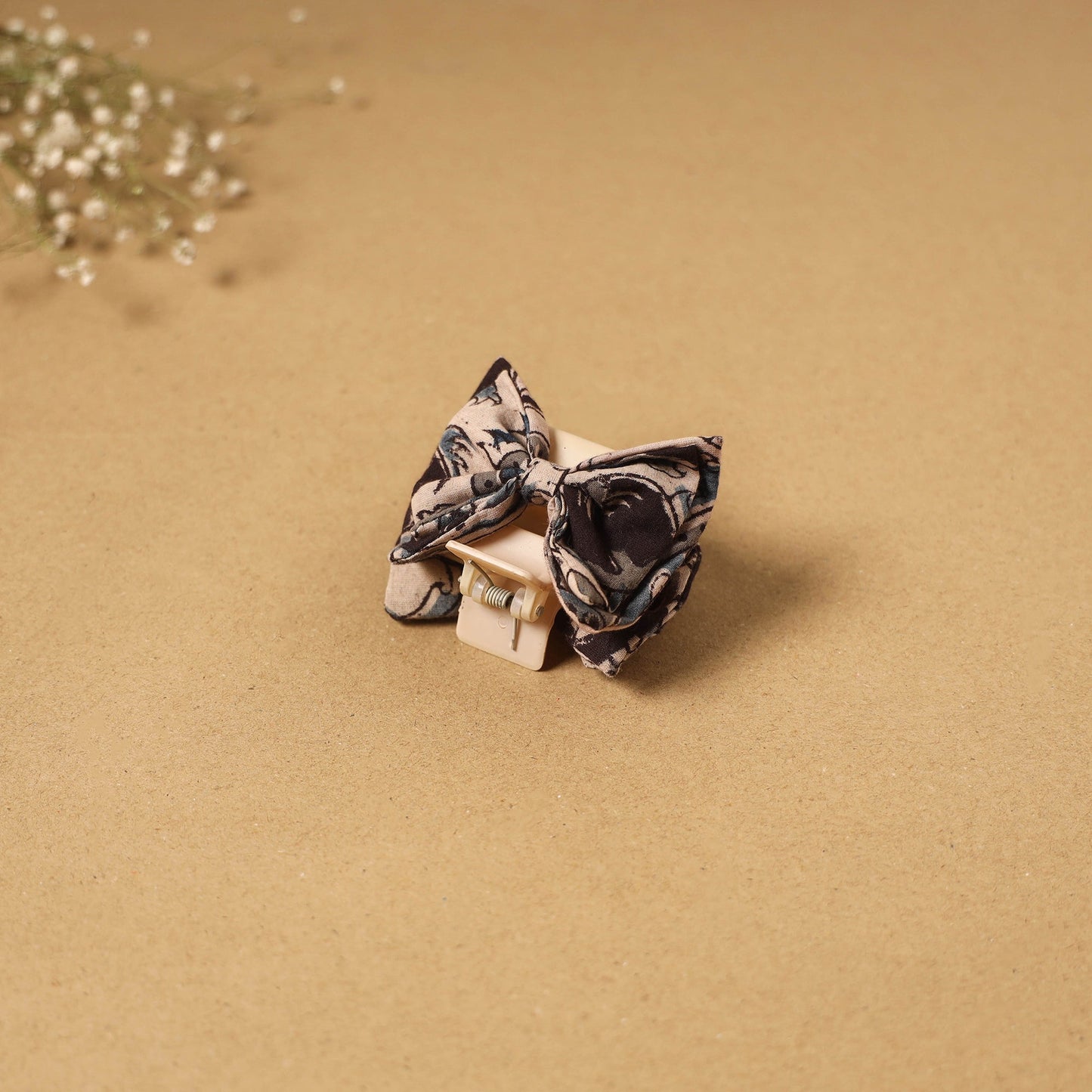 Handmade women’s bow hair claw clip 87 - handcrafted
