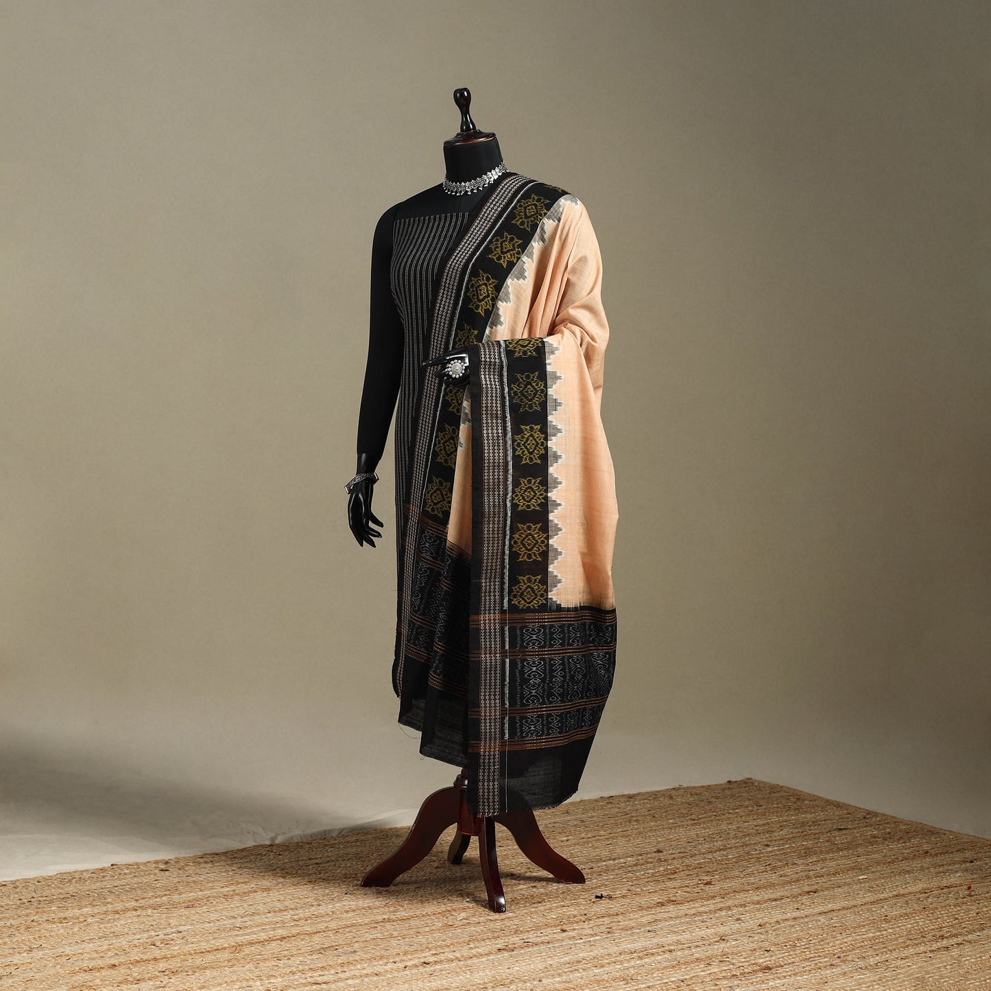 Beige - ikat handloom cotton sambalpuri dupatta 08