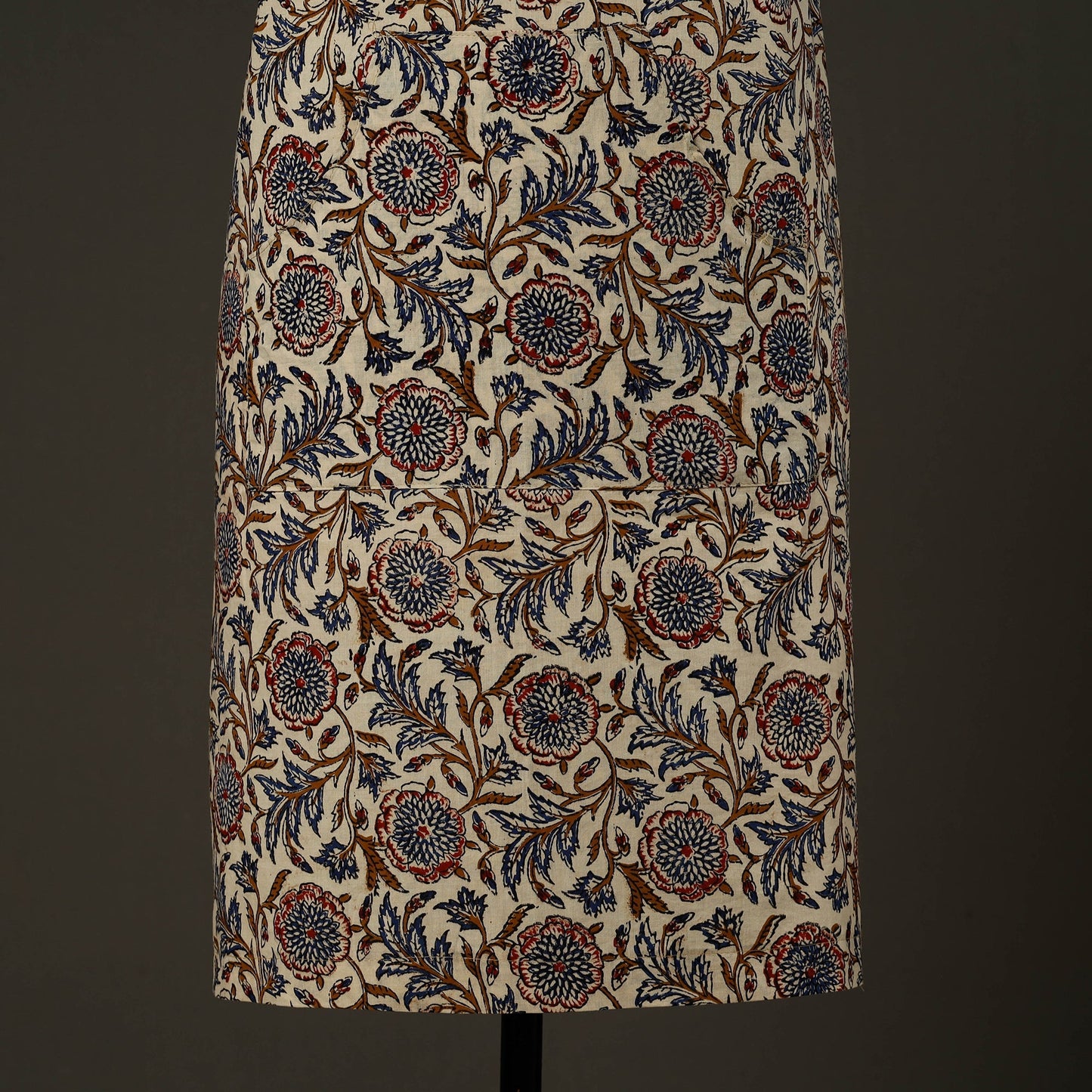 Beige - bagru cotton apron with pocket 16 - handcrafted