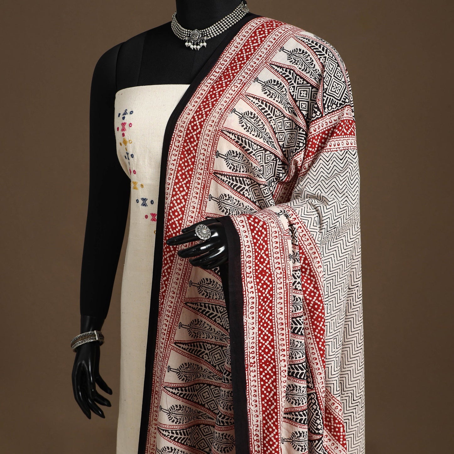 Beige - natural dyed cotton bagh dupatta 07 - handcrafted