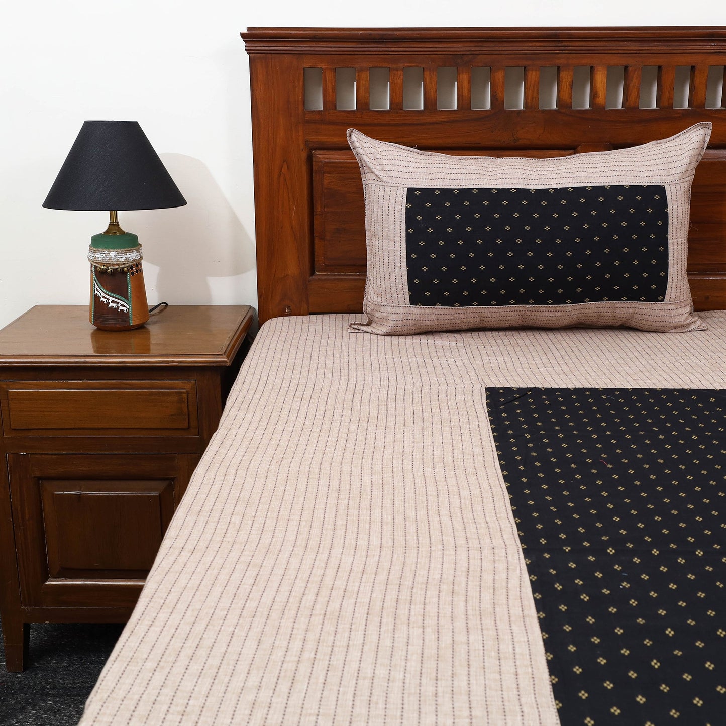 Begie Patchwork Cotton Double Jacquard Bed Sheet Set