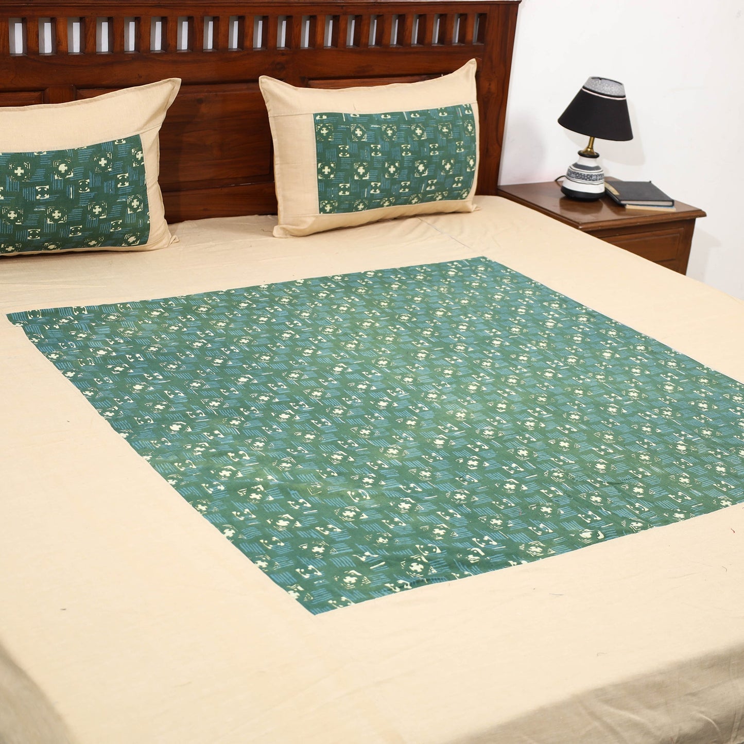 plain double bed cover