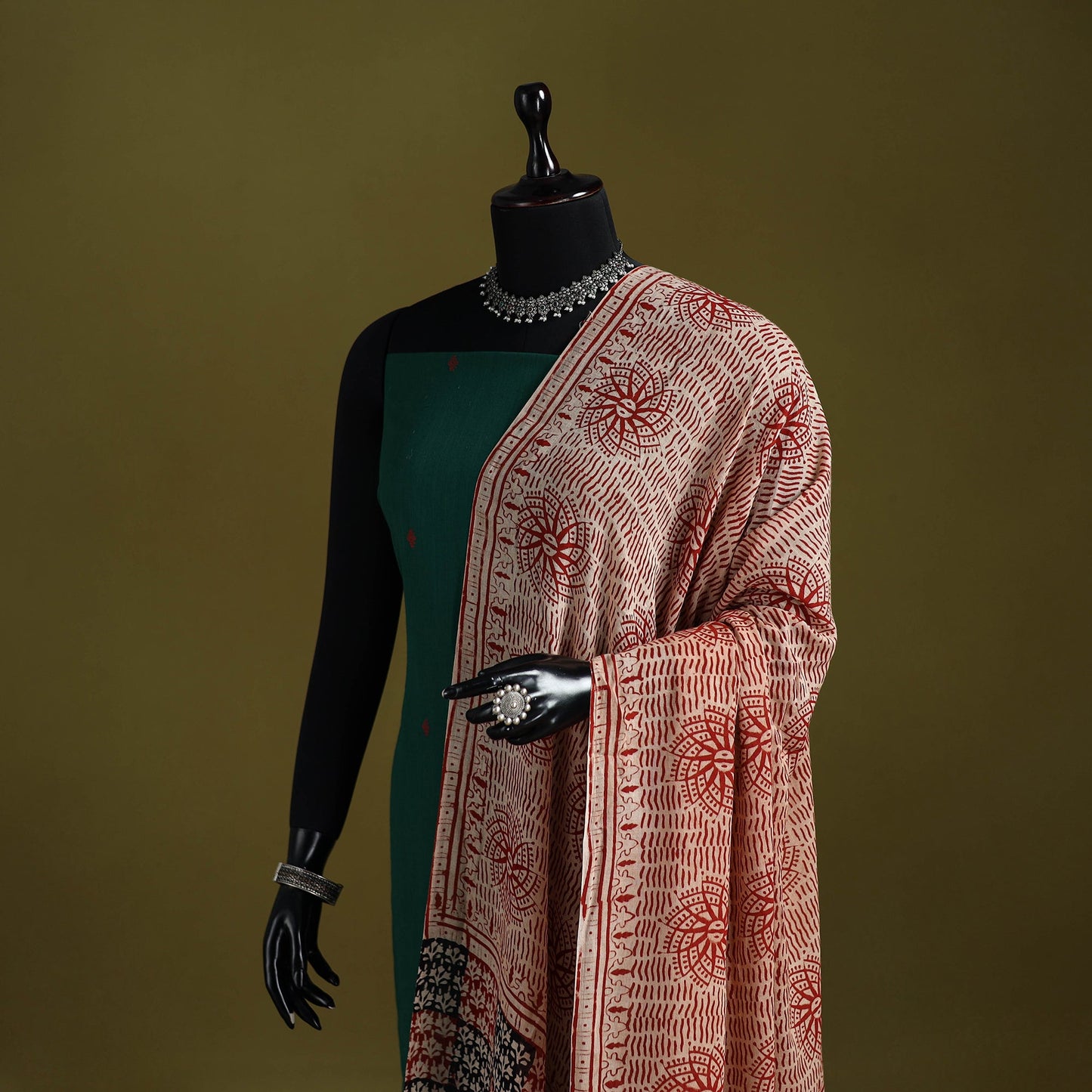 Beige - pure mul cotton hand bagru dupatta 19 - handcrafted