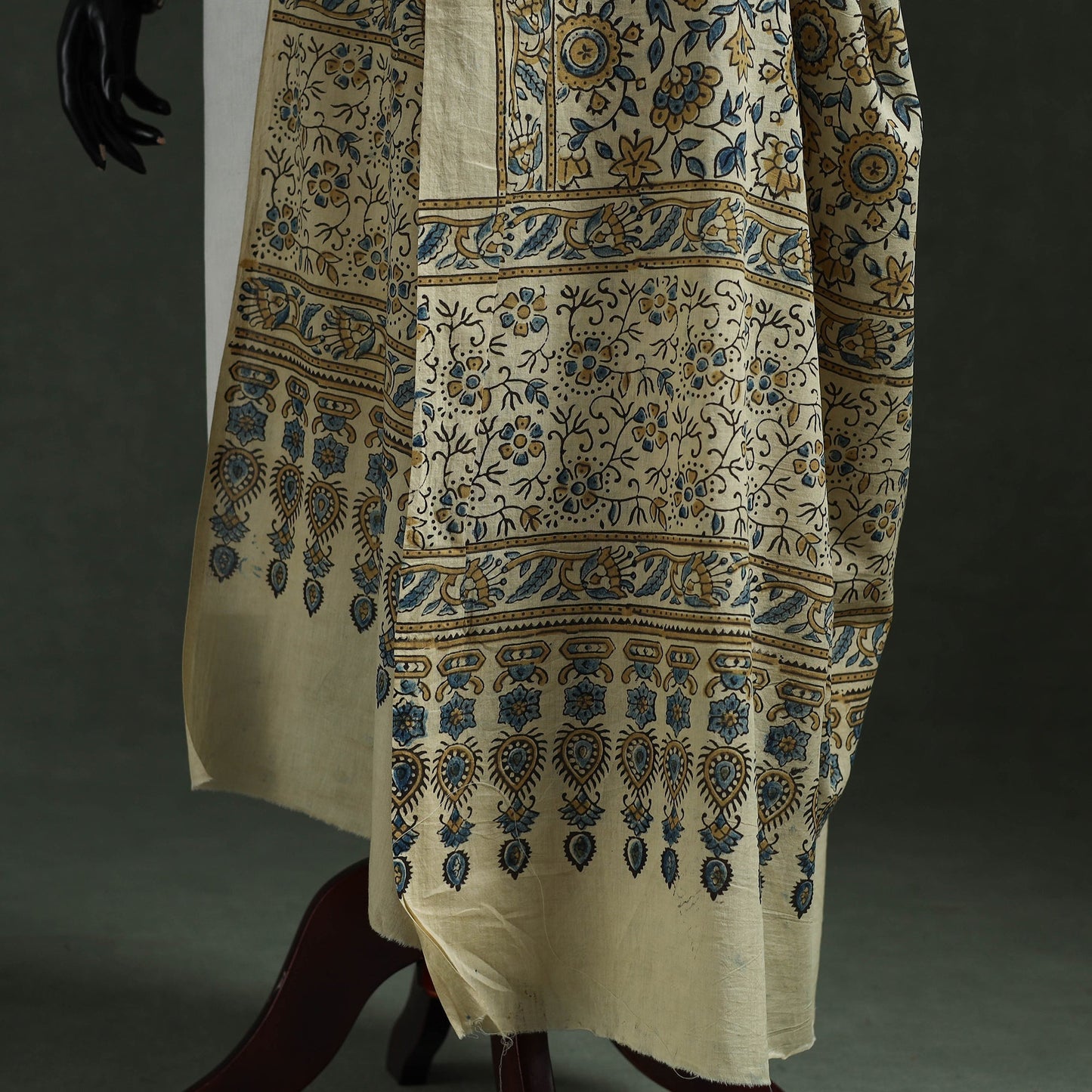 Pure mul cotton kutch hand block print natural dyed ajrakh
