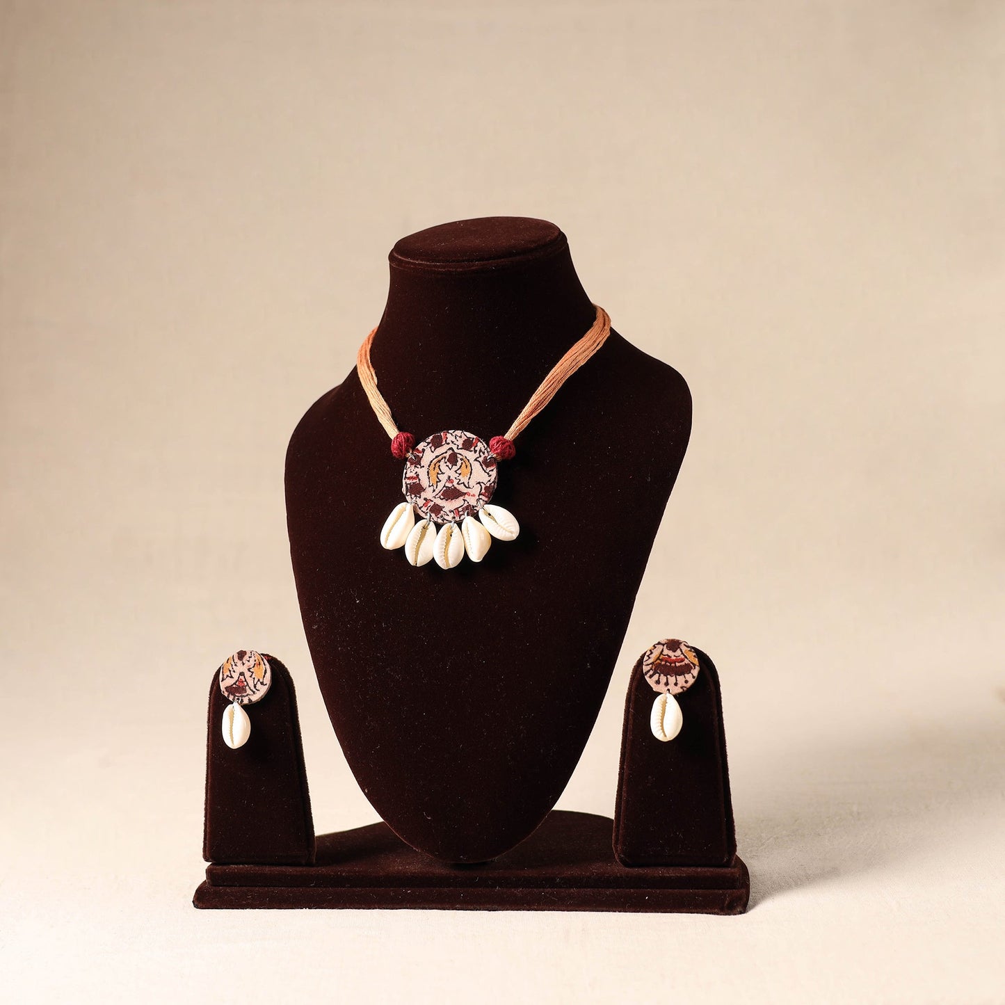 Beige Shell Work Fabart Necklace Set