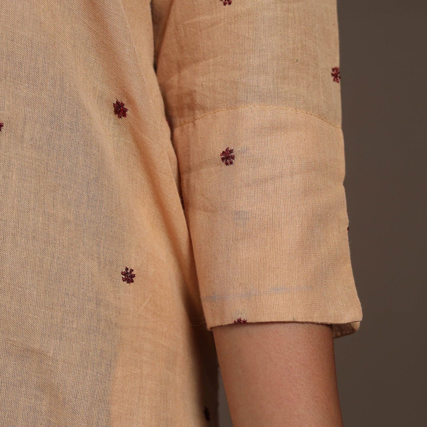 Beige Thread Buti Work Cotton Plain Kurta Set (Set of 2)