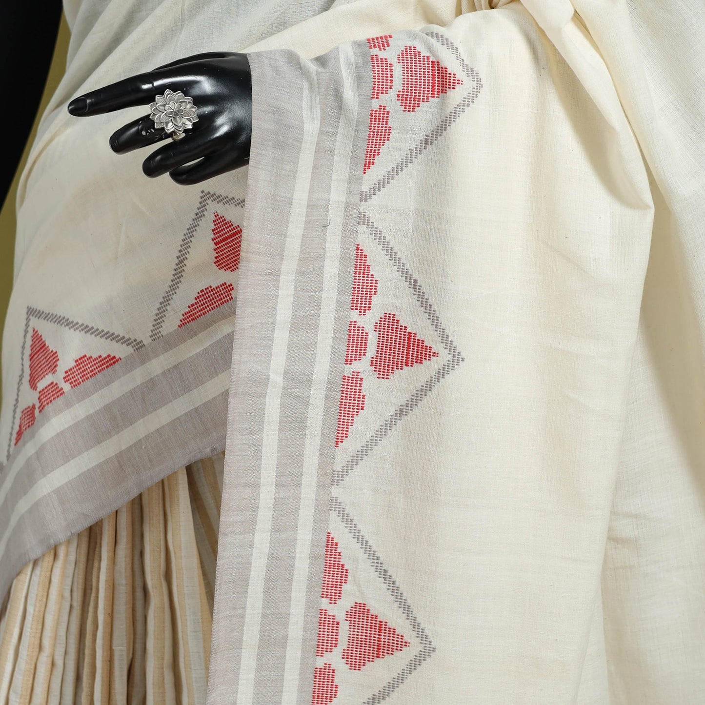 Beige - trangle pattern with red buti extra weft handloom