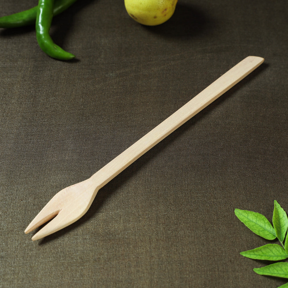 Handmade Udayagiri Beige Wooden Serving Kajur Fork 08