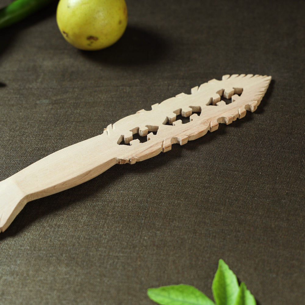 Handmade Udayagiri Beige Wooden Serving Kajur Fork 14