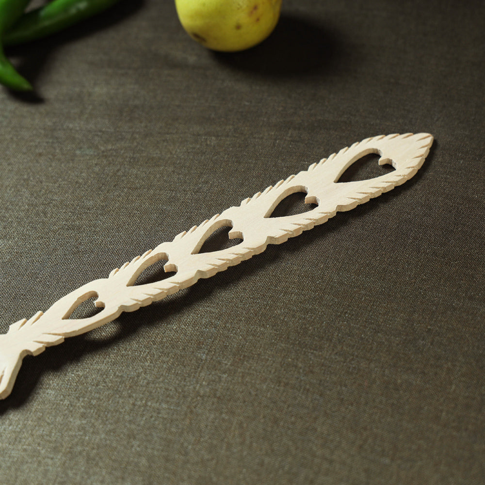 Handmade Udayagiri Beige Wooden Serving Kajur Fork 12